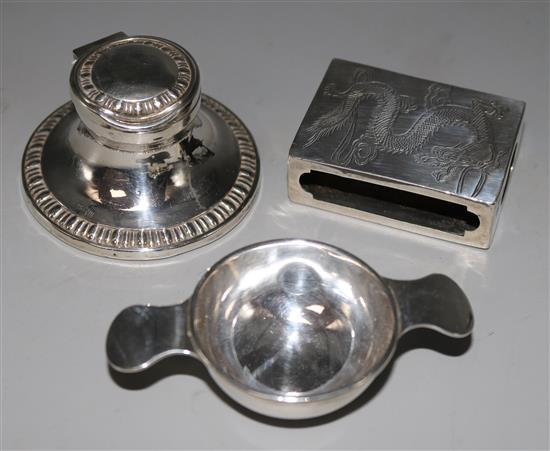 Small silver including an inkwell, a quaich and a matchbox holder.